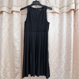 Ann Taylor Black Dress